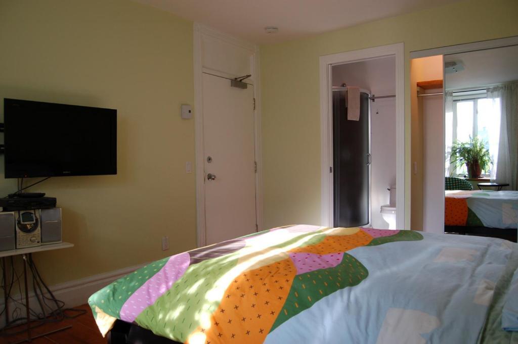 Le Chasseur Bed & Breakfast Montreal Phòng bức ảnh